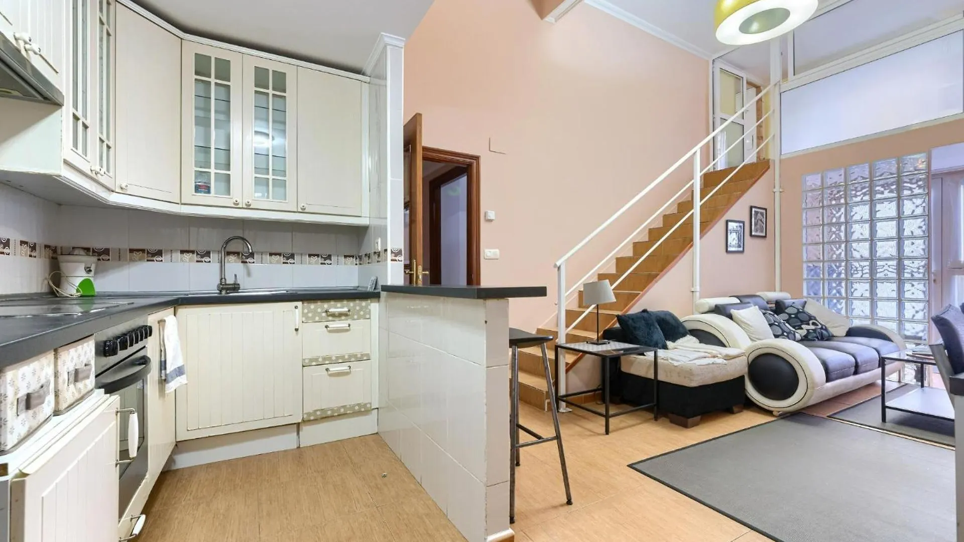 Piso Especial Bec Cruces Garaje Apartment Barakaldo 0*,  Spain