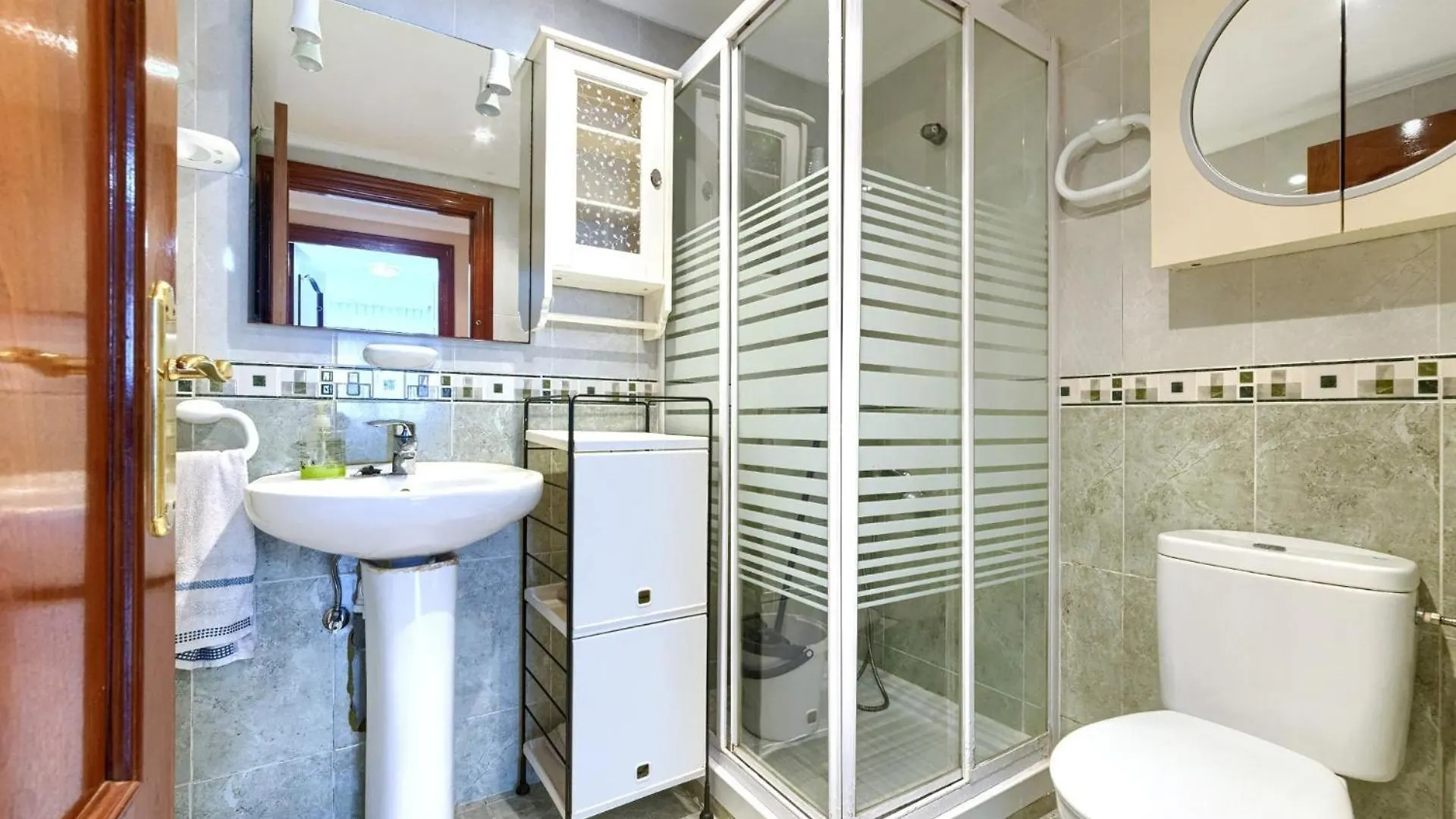 Piso Especial Bec Cruces Garaje Apartment Barakaldo